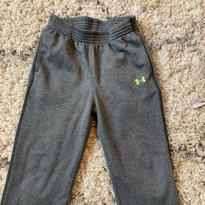3 pair Under Armour pants